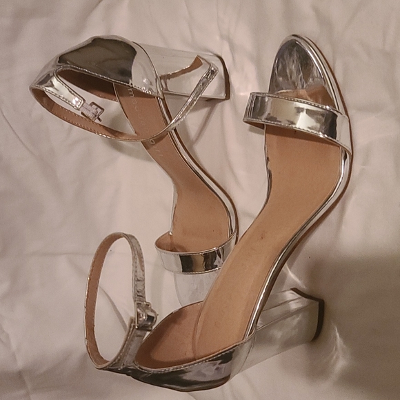 Madden Girl shoes - Picture 2 of 4